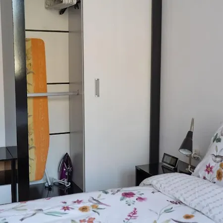 Modern & Bright 1bd Near Main Square פלובדיב